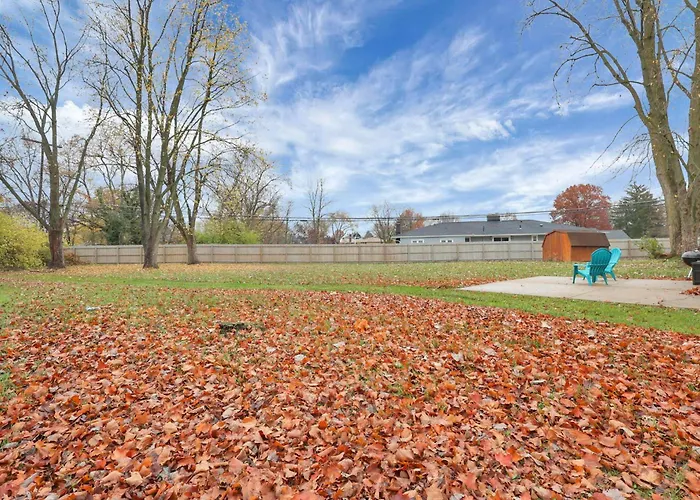 Holiday home The Spacious Hilliard House