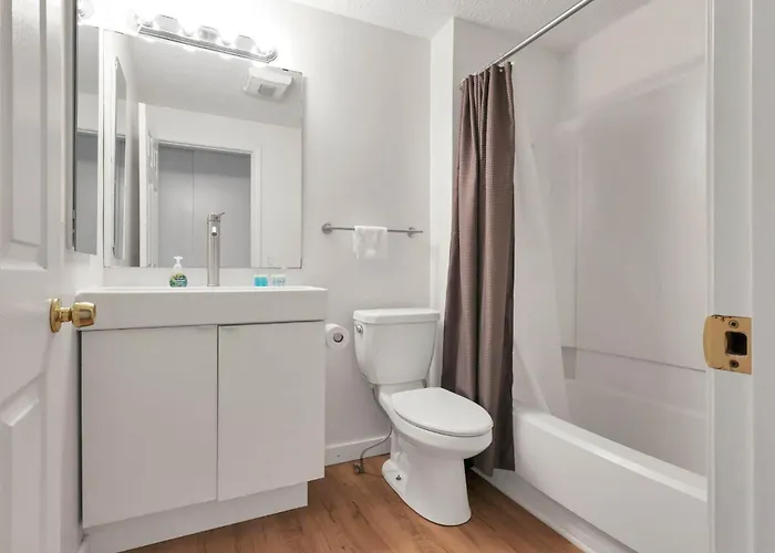 The Spacious Hilliard House Holiday home *