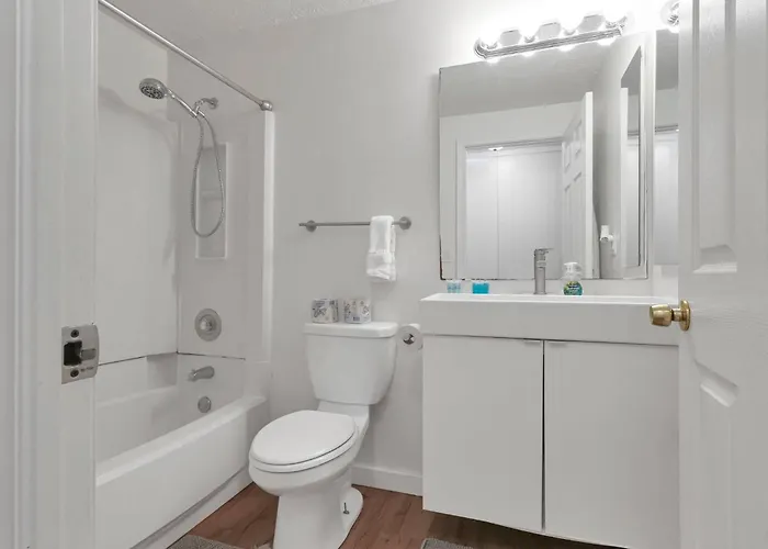 The Spacious Hilliard House Holiday home Columbus