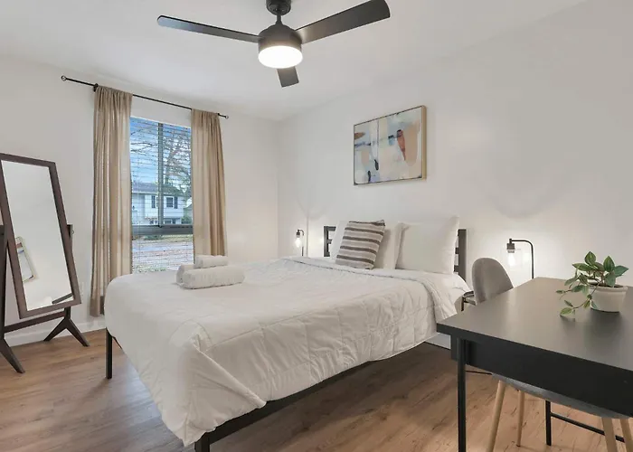 The Spacious Hilliard House * Columbus
