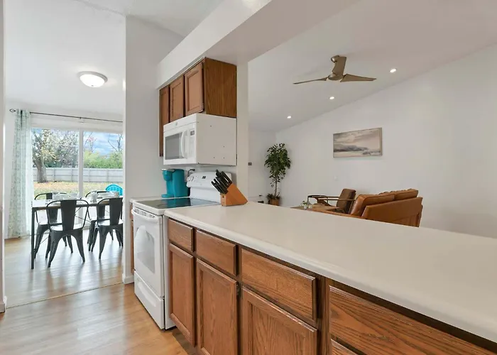 The Spacious Hilliard House Holiday home Columbus